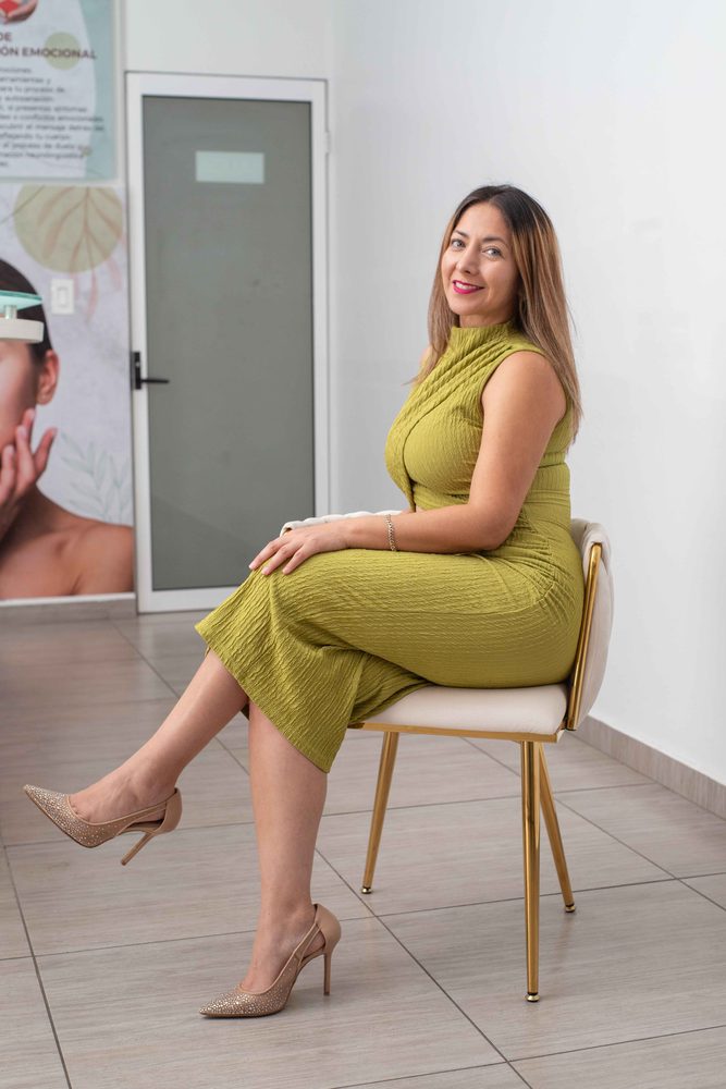Dr. Cynthia Ruiz